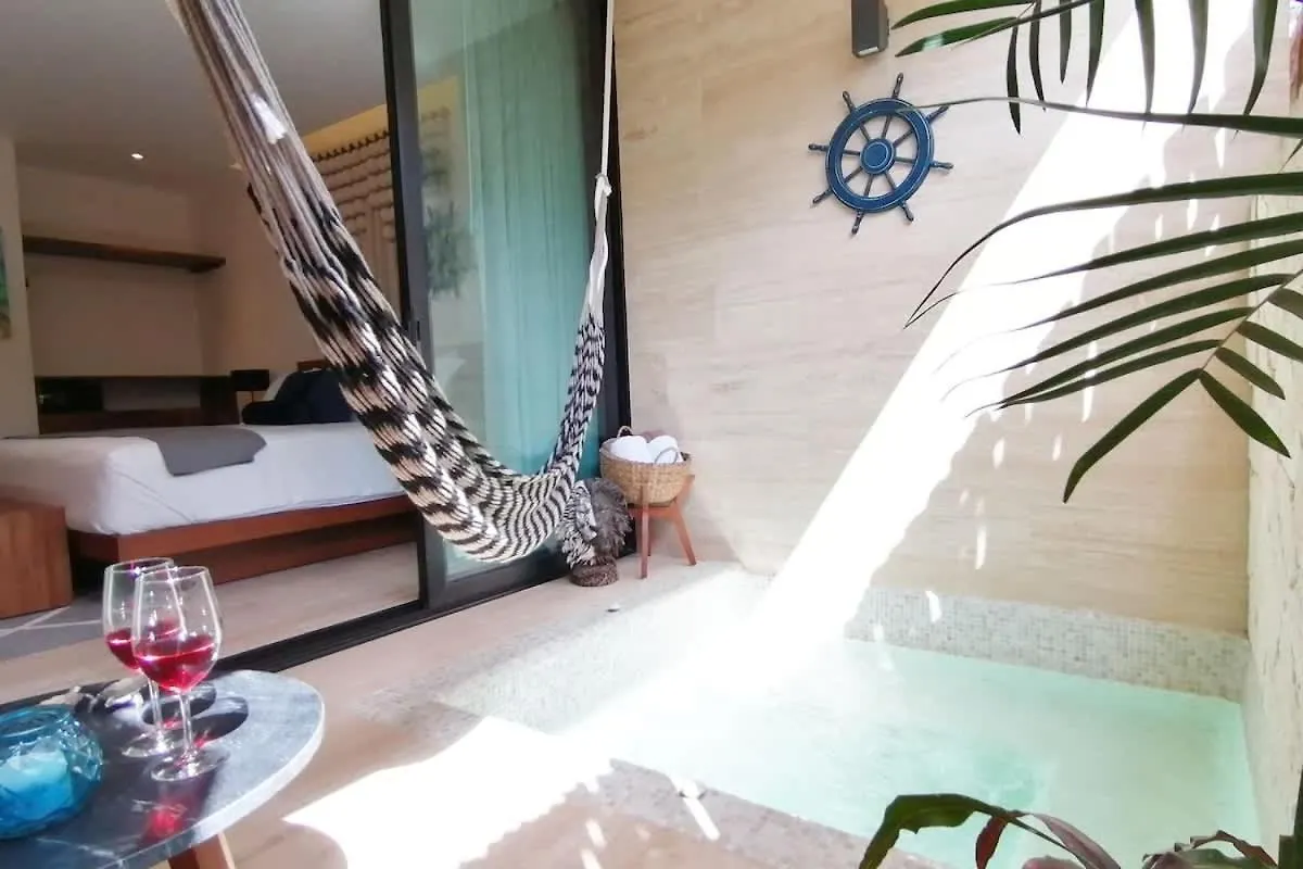 King Bed Cool Pool Hammock Gym Wifi Hyde Tulum Apartment